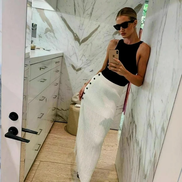 NWT Zara Halterneck Sleeveless Bodysuit - Black - Large - Picture 5 of 10